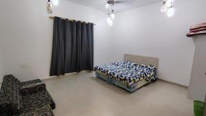 فيلا 4 غرف و5 حمامات عوقد الشمالية-Villa in Awqad