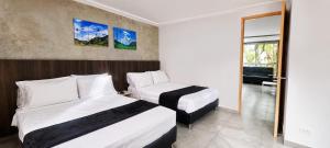 Cold AC, fast Wifi, best Laureles location and rates