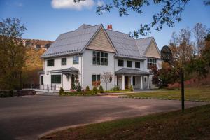Greycliff Mohonk Preserve Getaway