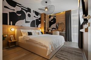 One Luxury Apartments - One Lake Club II