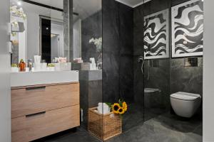 One Luxury Apartments - One Lake Club II