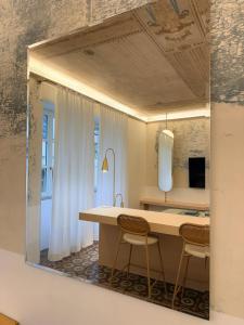 Brand new Scalinata Traditional stairway Luxury suite with Jacuzzi