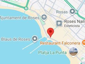 1 minute from the beach, In the heart of Roses, Side sea view Estudio