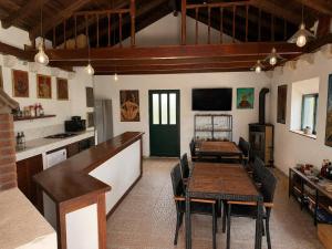 Villa Toma Zagvozd - 2 apartments with a pool