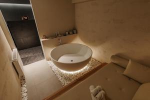 Hedonist SPA