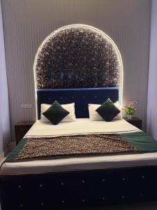 Hotel New Vedas Villa 15 Min from RAM temple