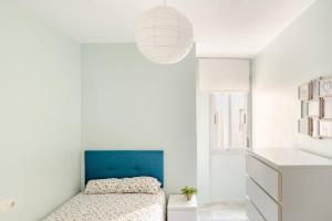 Bright Apartment with 2 Bathrooms, Central Malaga