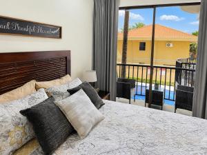 Monaco Condominiums - Jaco, Costa Rica