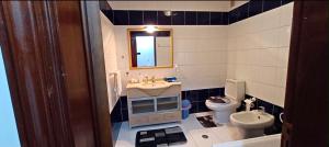 Quarto de solteiro com varanda em viseu