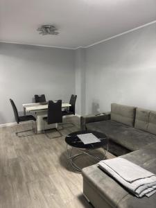 cristal apartment mamaia nord