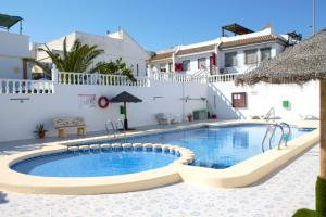 Super Cute Camposol 2 bed with Community Pool