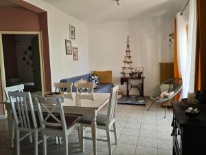 Seaside secluded apartments Cove Skozanje, Hvar - 14899