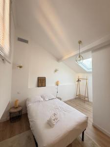 Appartement 2 chambres au bord de Mer entièrement climatisé avec parking