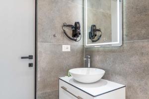 Serenity Luxury Suites