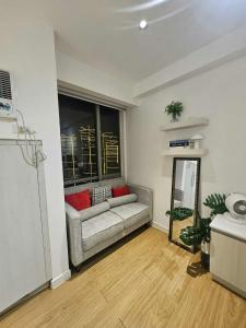 Bright Comfy Room wWiFi near MakatiManilaPhilippines