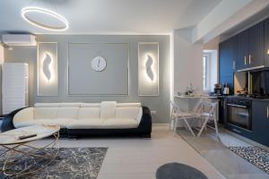 Central Residence Apartment P17