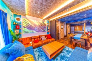4 Min by Train to Shinjuku Sta , Family Fun House