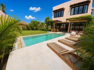 Architect-Designed 4-bedroom Villa