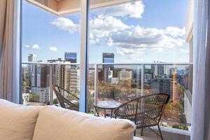 Sky Stays Petra Tower Modern Living - Floor 16