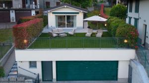 Villa al Porto Lakefront Villa with private garage