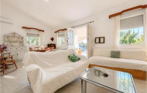 Awesome Home In Abarán
