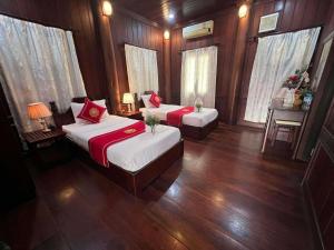Villa Vieng Sa Vanh Hotel & Travel