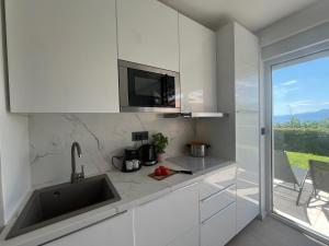 Grand Vista studio apartment