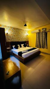 Hotel Raj Palace