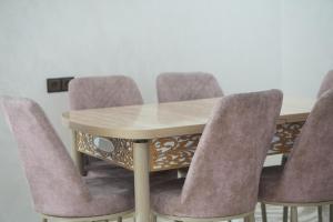 Terrasse & Vibe 2BR Calme Fast WiFi 100Mbps