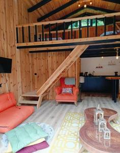Kaçkin Bungalow with Jacuzzi in Nature