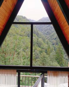 Kaçkin Bungalow with Jacuzzi in Nature