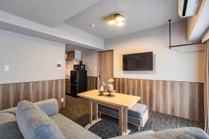 Apartment Hotel 11 Namba Minami