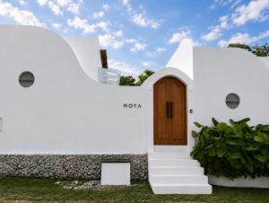 Noya Luxe 2BD Villa 7 Mins to Dreamland Beach