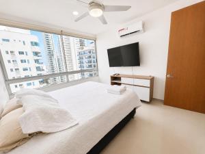 Apartamento en Cartagena con balcon con vista al mar y piscina