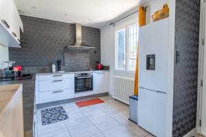 Coin de paradis en bord daude -Parking-Clim-CI