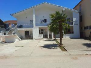 Medy Apartmani Ulcinj
