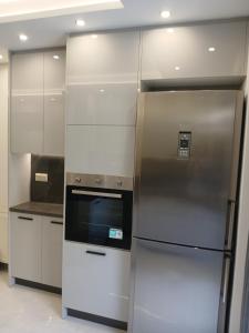 Lithos an Elegant apartment with private garden