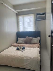 1BR Condo - Urban Deca Homes Commonwealth