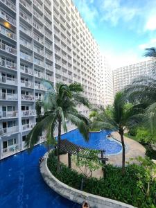447 Shore Residences tower B - MOA