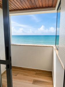 Flat Frente Mar com Piscina em Piedade