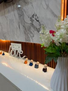 Peacefull stay near expomart by Luxurio Stays