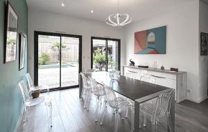 Gorgeous Home In Leon