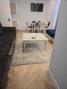 Tempo apartments