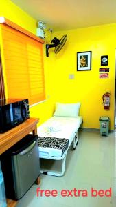 Jenessas Bungalow , Studio Type near Lanuza Surf Bay