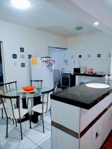 Edificil Ana Maria, Rua Frei Mansueto 152, apartamento 303, Meireles