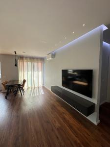 Premium City Apartment