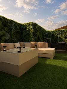 Studio Jade with Hot Tub Terrace