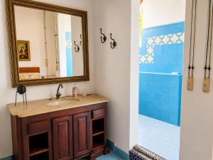 Espectacular Casa en Cauca viejo con piscina, jacuzzi y turco