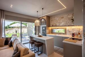 Kallies villas with shared Pool