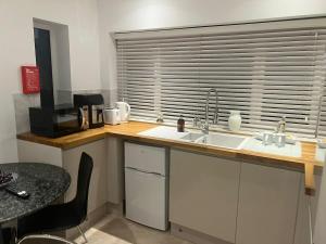 Modern Cosy Private Studio with Free Parking